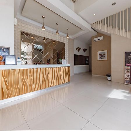 Reddoorz Hostel At Kiara Cozy Kircon Bandung Exteriér fotografie