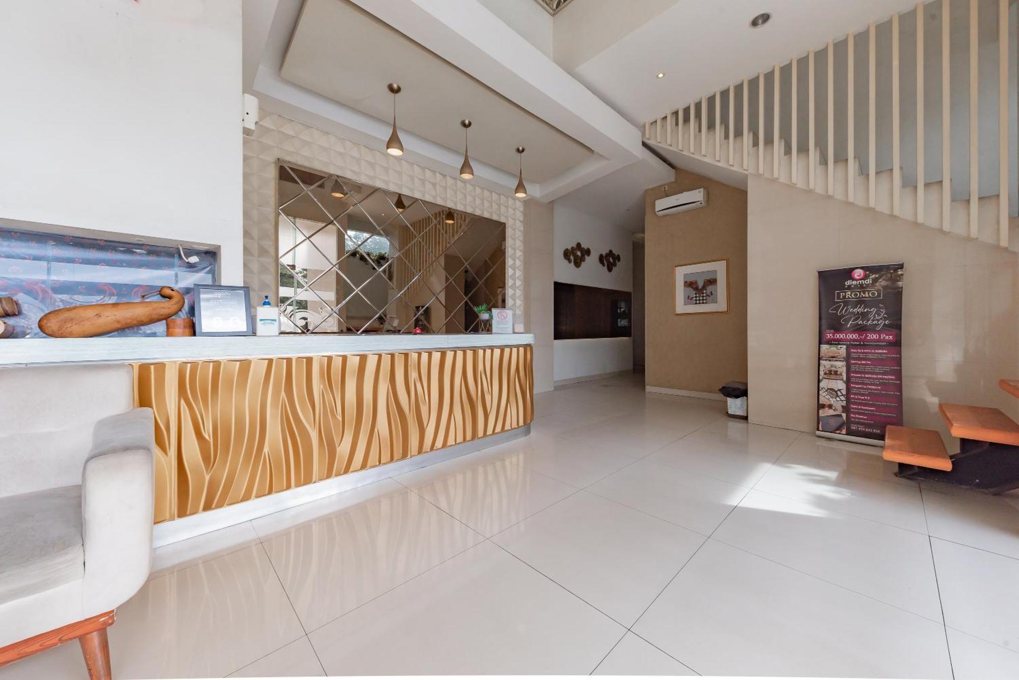 Reddoorz Hostel At Kiara Cozy Kircon Bandung Exteriér fotografie